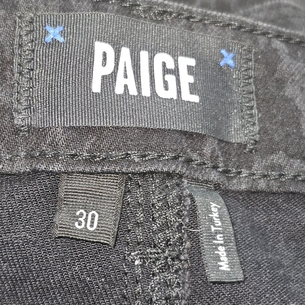 PAIGE LEENAH Black Floral Laser Cut High Waist Flared Jeans In 30 NWOT - Picture 10 of 12